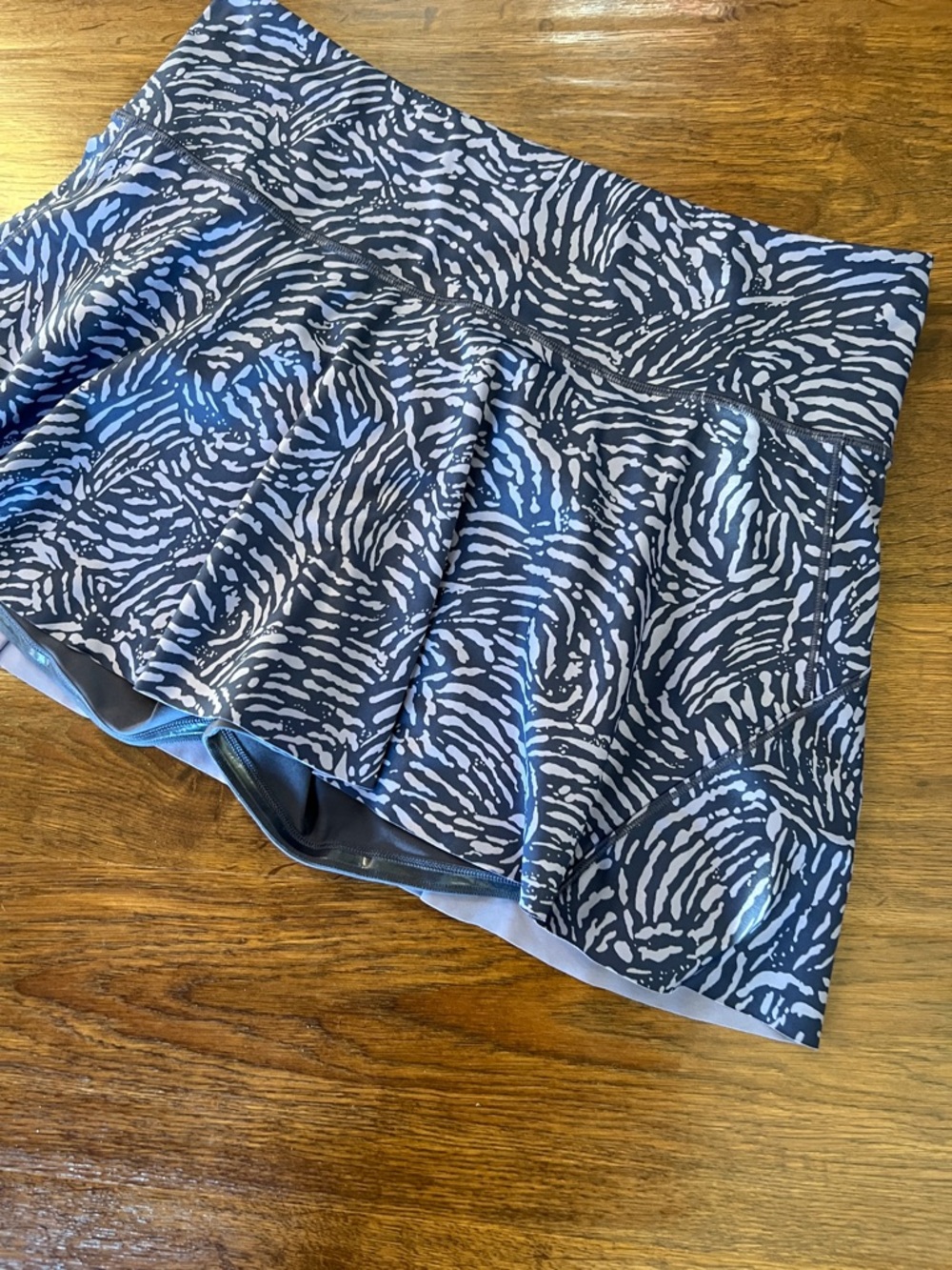 Athleta Ace Printed Tennis Skort Large Blue Gray Athletic Skirt Built In Shorts - Picture 2 of 7